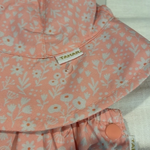 Nwt Tahari swim diaper and hat 18m - Picture 4 of 7